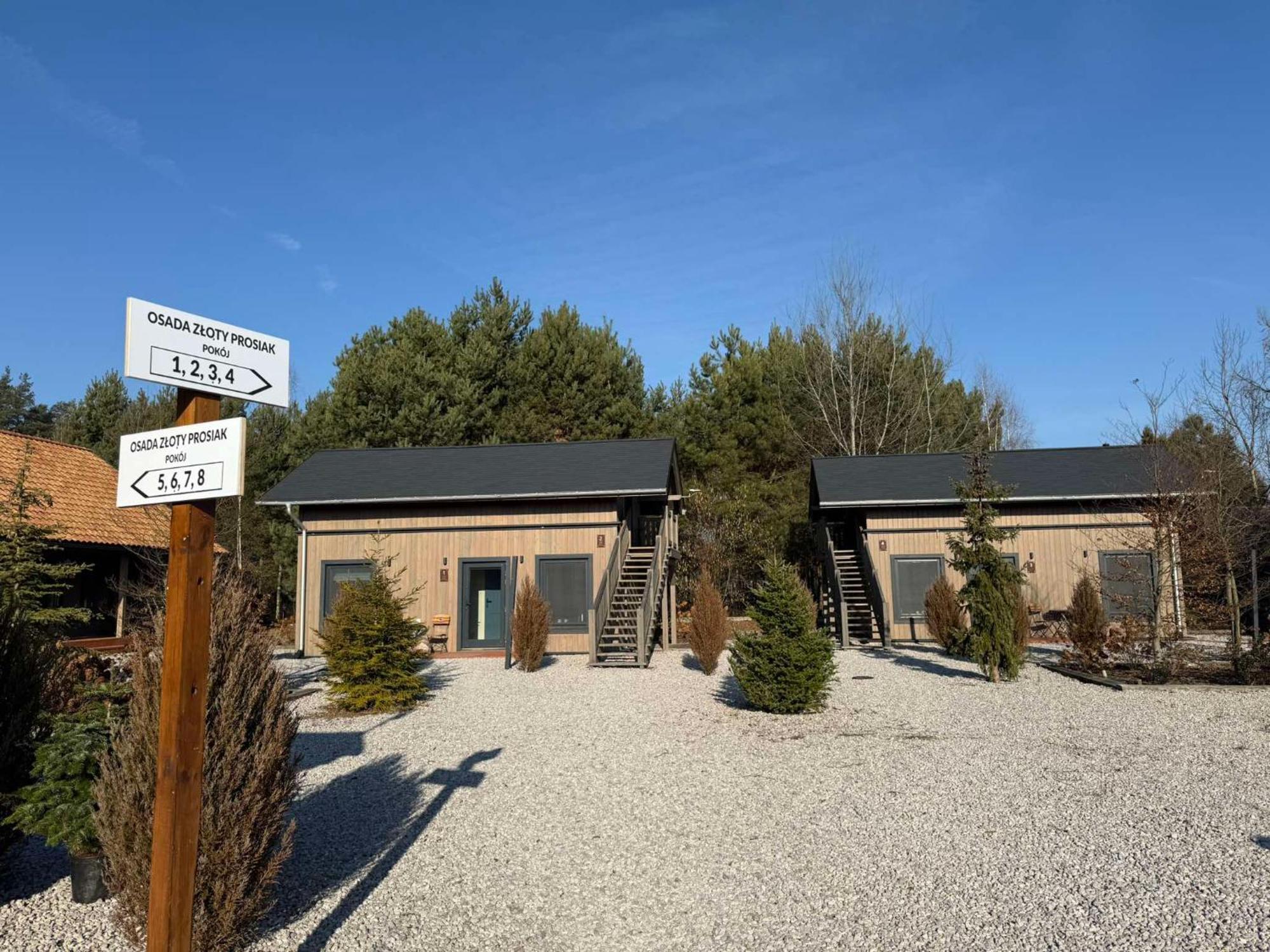 Oberza Pod Zlotym Prosiakiem Hotell Nieborów Exteriör bild