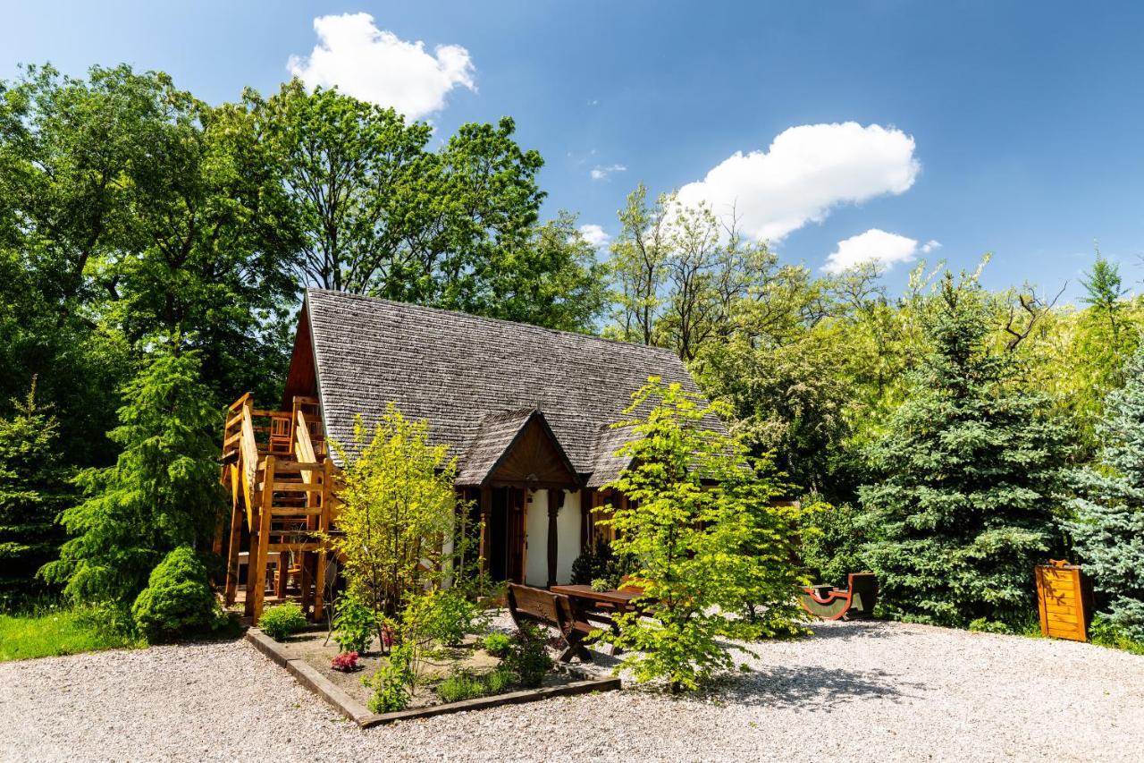 Oberza Pod Zlotym Prosiakiem Hotell Nieborów Exteriör bild